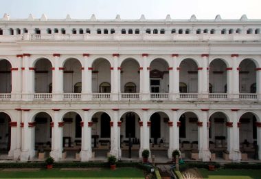 Indian-Museum-Kolkata-Exterior